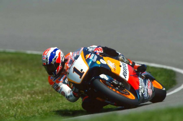 HRC-FIRST-25-YEARS-Mick-Doohan